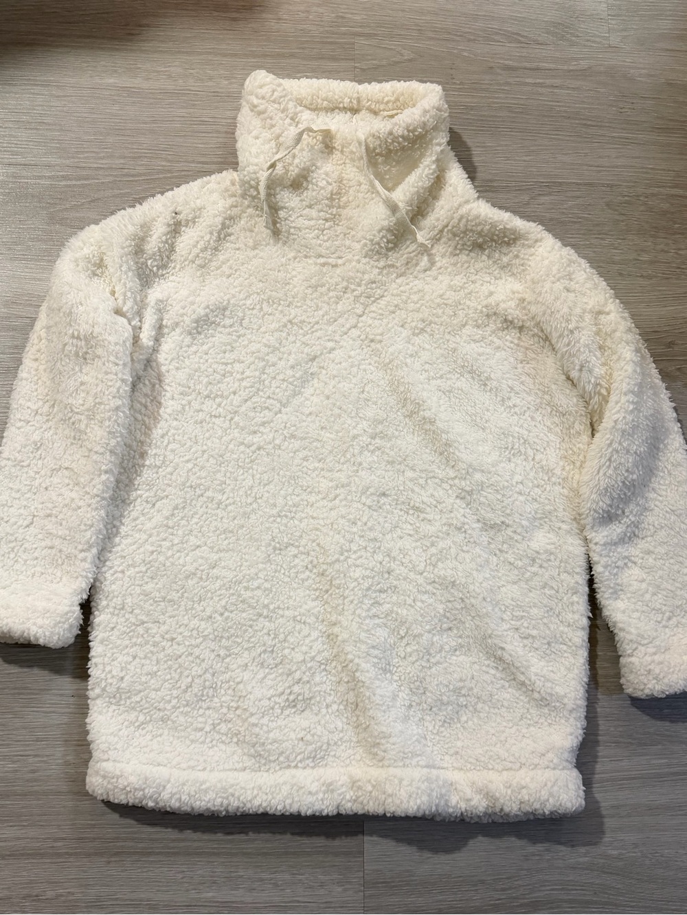 Old Navy Cream sweater